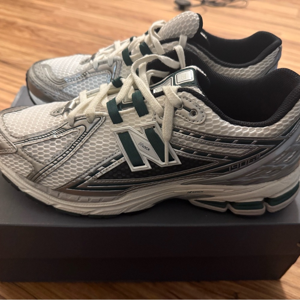 New Balance 1906r - Grey Green